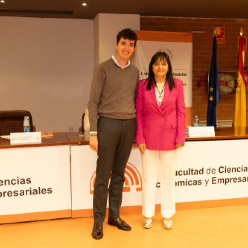 Certamen de Premios a los Mejores TFGs del curso académico 2023/24